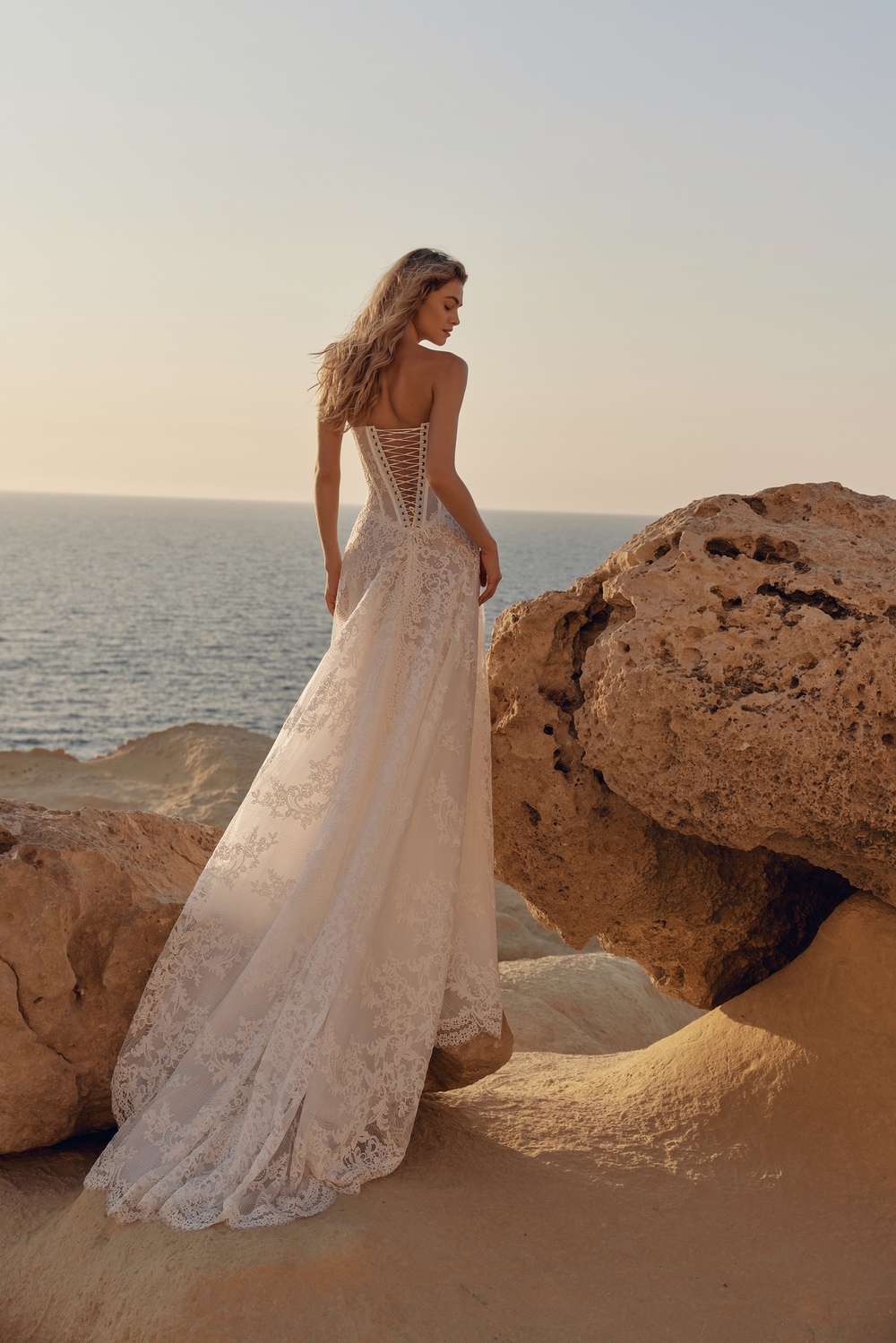 Quartz dress. Photo 4