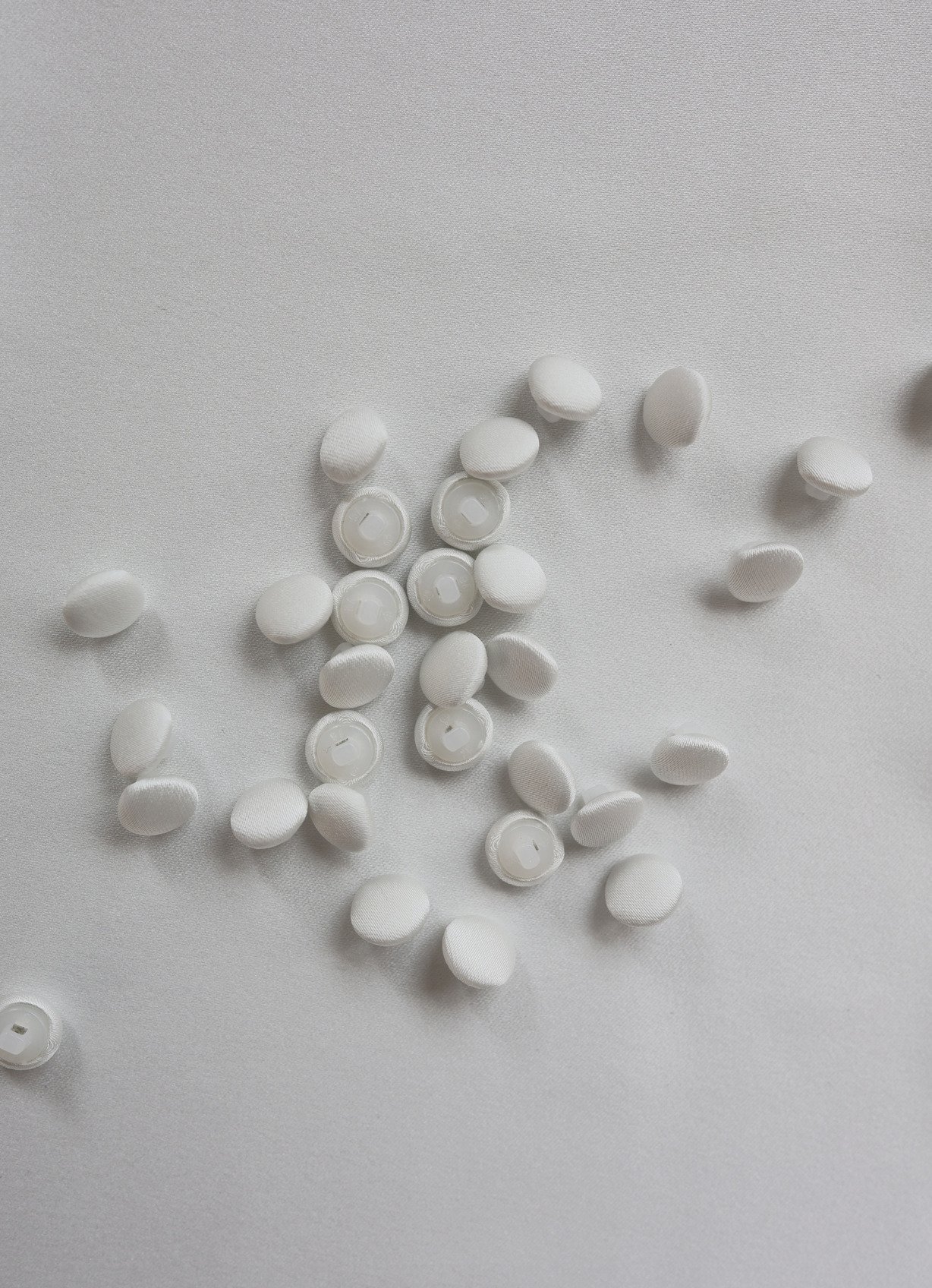 Buttons 50 pcs